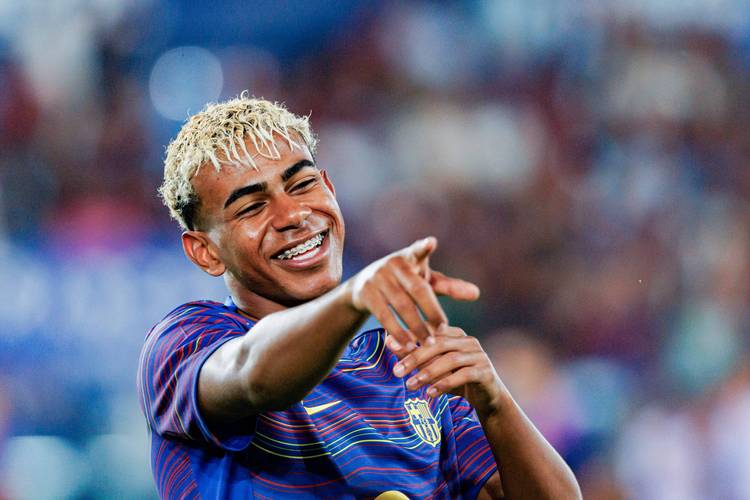 记者：国米失去邓弗里斯后右路失守；新援恩里克完全不合格（记者称：邓弗里斯离队后国米右路告急，新援恩里克表现不及格）