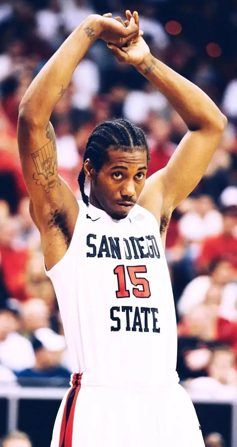 广厦103-99青岛迎3喜1忧！2新外援太好用，赵嘉仁太准了！（广厦103-99险胜青岛：三喜一忧，两位新外援给力，赵嘉仁手感火热）