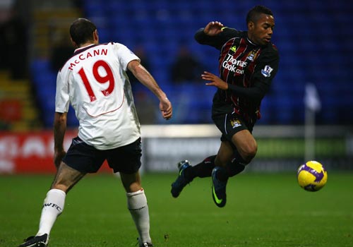 尹鸿博：伤病彻底击垮了我，自己只剩一颗狂跳却无能为力的心（尹鸿博：伤病击溃了我，心在狂跳却无力回天）