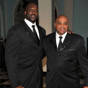 天降神兵，埃斯皮诺替补登场后即在底线附近攻入神仙球制胜（神奇替补埃斯皮诺底线附近一脚神仙球锁定胜局）