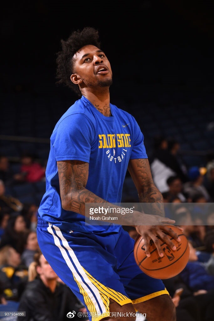 挪威上次参加世界杯还是1998年，当时哈兰德尚未出生（挪威上次亮相世界杯已是1998年，彼时哈兰德尚未出生）