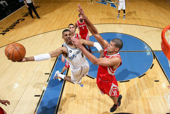 篮球人：青岛队很好地积累了信心，也有了更好的磨合机会，这一变化对于城市的发展具有重要的意义。（篮球界人士：青岛队信心增长、磨合加深，这一转变对城市发展意义重大）