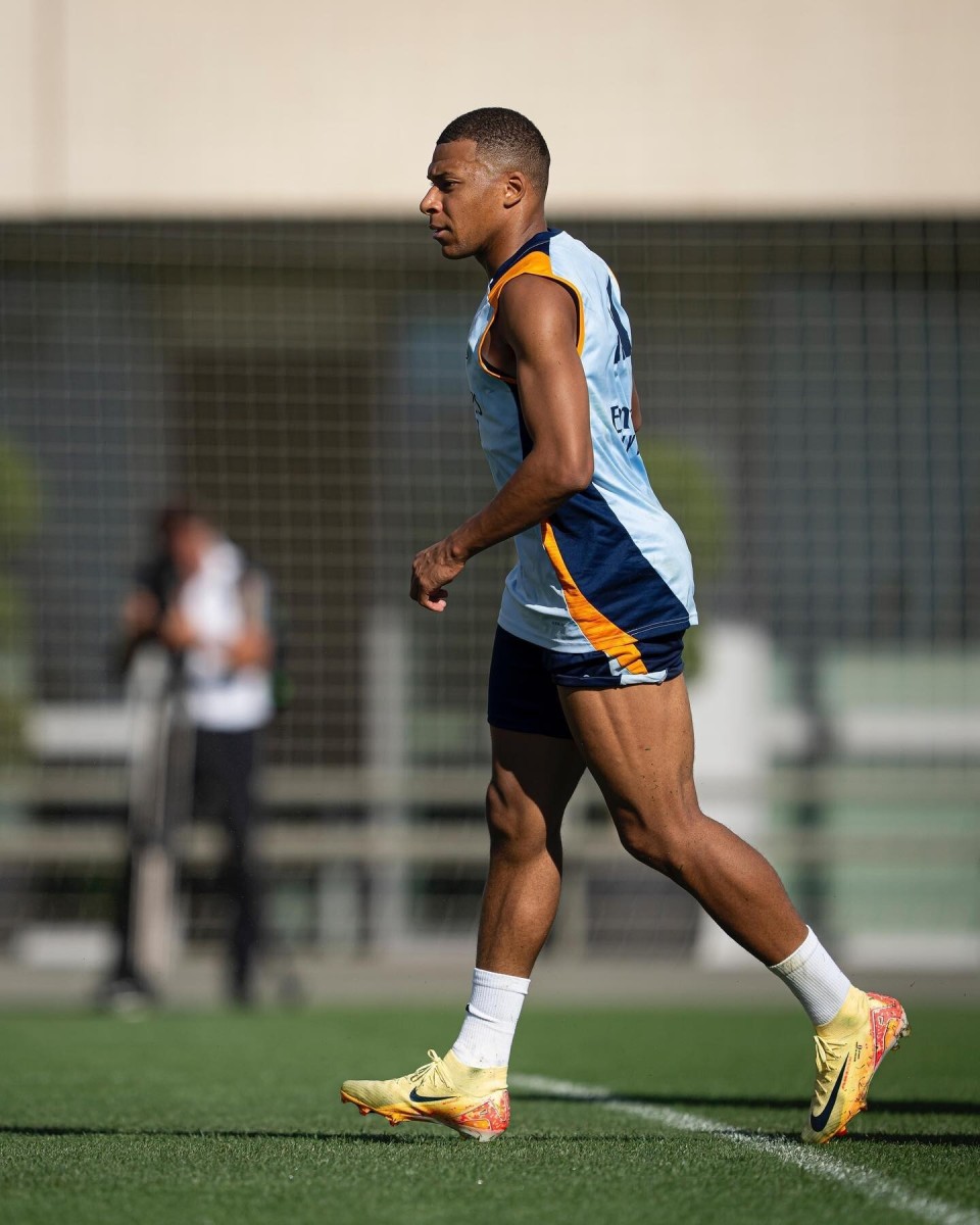 媒体人：干脆让CBA搞付费 真有情怀的就掏钱支持（媒体人建议CBA推行付费制：有情怀的球迷请用钱包支持）