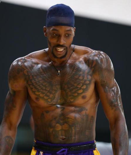 NBA交易市场动态：快船完成外援引进（NBA交易最新动向：快船完成外援签约）